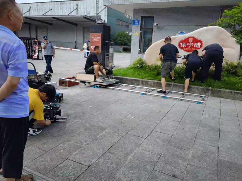 湾里区广告片拍摄公司核心优势：全流程服务，让品牌广告片省心更出彩